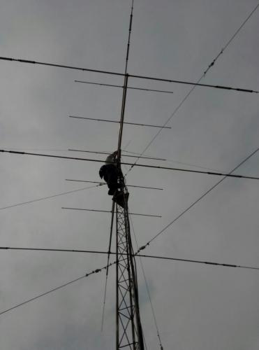EC7AKV Fonsi